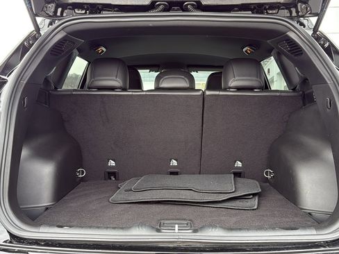 Certified 2024 Jeep Compass Limited image 29