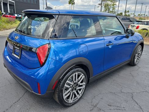 New 2025 MINI Cooper S image 4