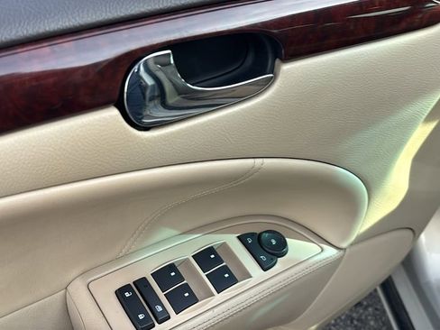 Used 2008 Buick Lucerne CXL w/ Driver Confidence Package image 14