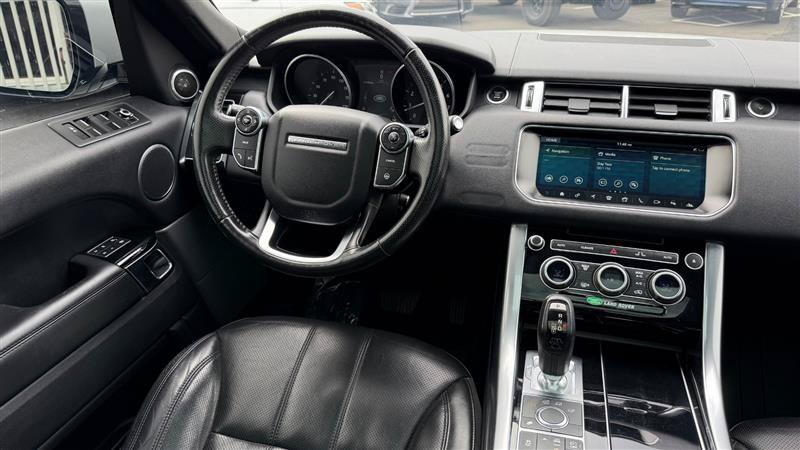 Used 2017 Land Rover Range Rover Sport HSE AWD/4WD image 18