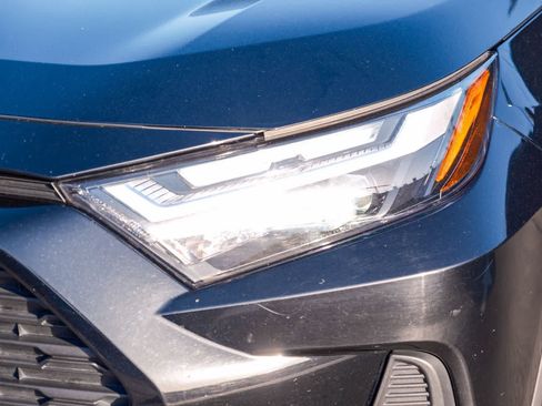 Certified 2025 Toyota RAV4 LE AWD/4WD image 12