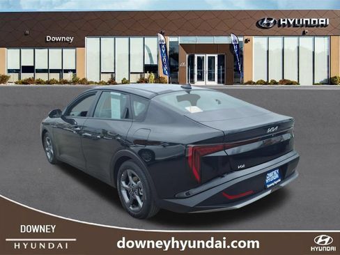 Used 2025 Kia K4 FWD image 6