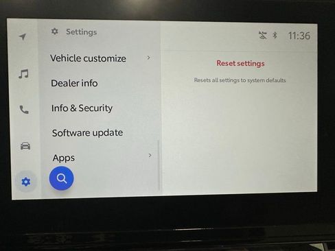 Used 2025 Toyota Sienna LE image 38