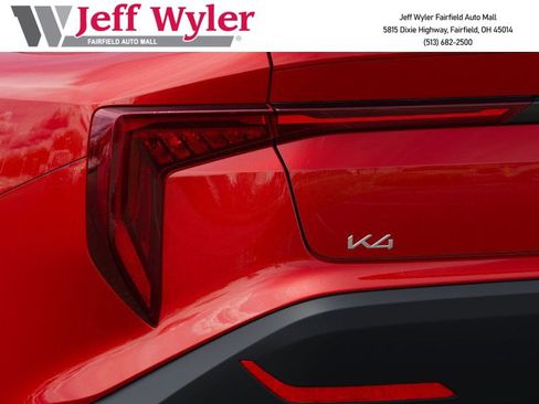 New 2025 Kia K4 LXS image 12