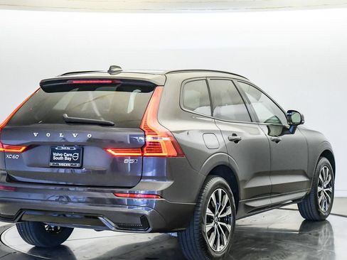 Certified 2025 Volvo XC60 B5 Core AWD/4WD image 5