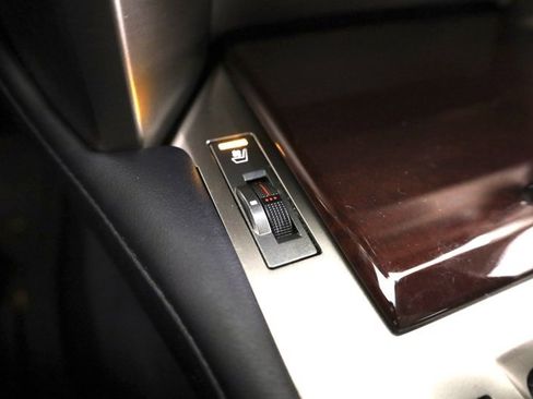 Used 2019 Lexus GX 460 Luxury w/ Sport Design Package image 22