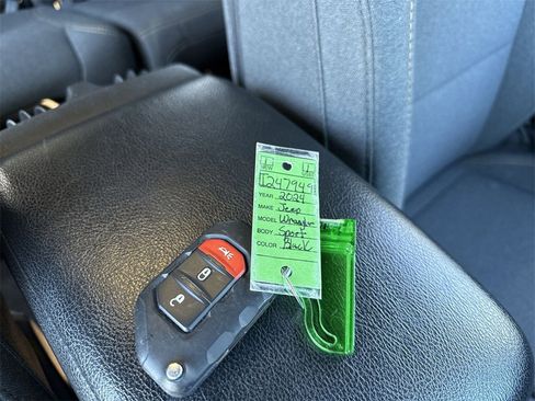 Used 2024 Jeep Wrangler Sport S image 30
