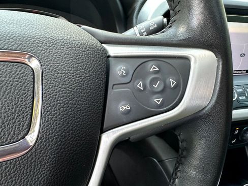 Used 2019 GMC Acadia SLT w/ Black Edition image 41