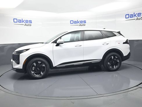 New 2026 Kia Sportage LX w/ LX Convenience Package AWD/4WD image 5