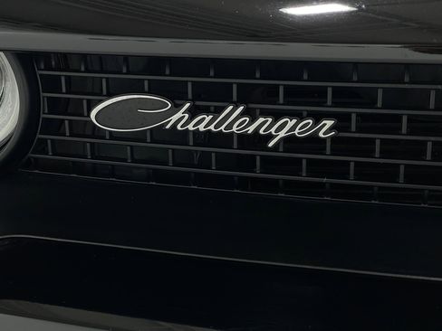 Used 2019 Dodge Challenger R/T Scat Pack image 40