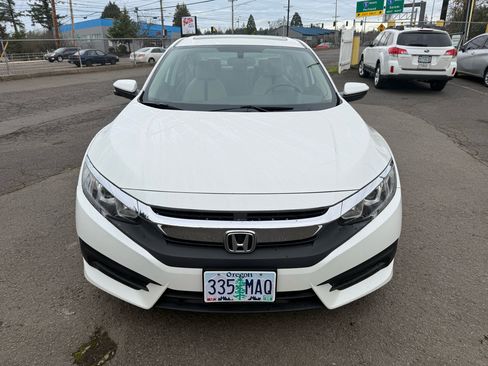 Used 2017 Honda Civic EX image 5