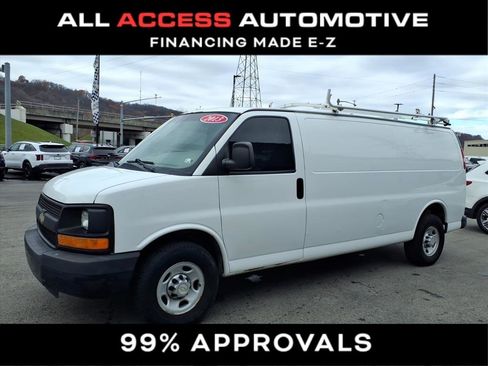 Used 2013 Chevrolet Express 3500 Extended image 4