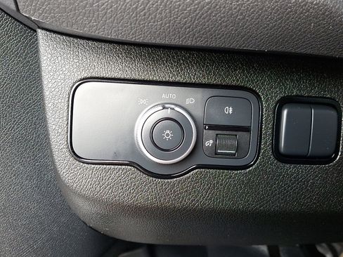 Used 2024 Mercedes-Benz Sprinter 2500 image 22