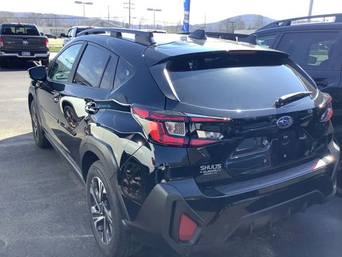 Used 2026 Subaru Crosstrek 2.0i Premium image 3