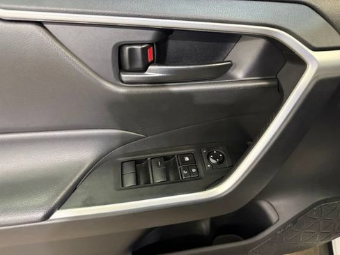 Certified 2024 Toyota RAV4 LE AWD/4WD image 13