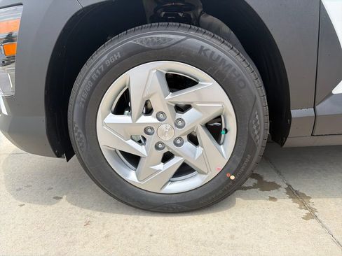 New 2026 Hyundai Kona SE FWD image 29