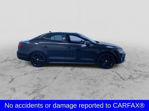 Used 2012 Volkswagen Jetta GLI FWD image 2