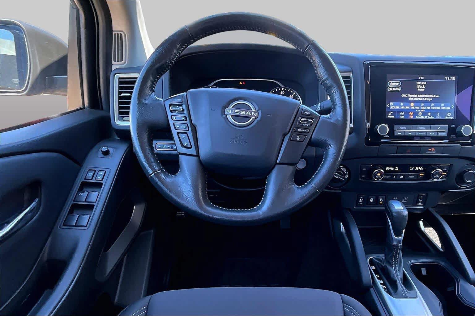 Used 2022 Nissan Frontier SV AWD/4WD image 6