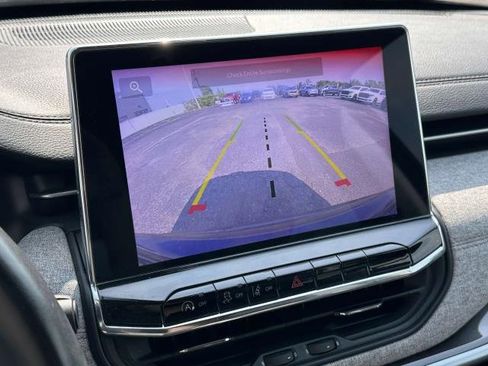 Certified 2022 Jeep Compass Latitude image 25