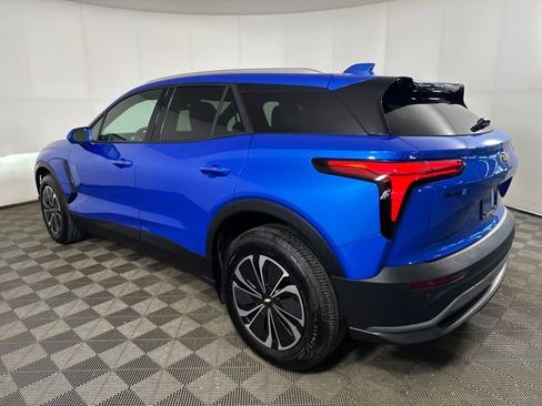 Used 2024 Chevrolet Blazer EV LT image 5