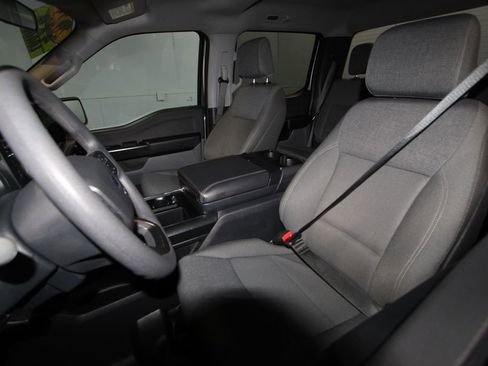 Used 2025 Ford F150 XL w/ Equipment Group 104A Hybrid image 4