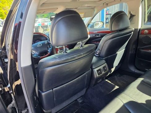 Used 2012 Lexus LS 460 AWD w/ Luxury Value Edition image 20