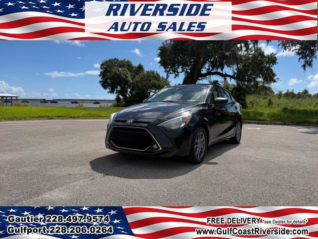 Used 2019 Toyota Yaris LE FWD image 1