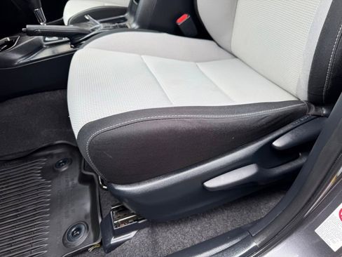Used 2018 Toyota RAV4 XLE w/ Plus Extra Value Package AWD/4WD image 13