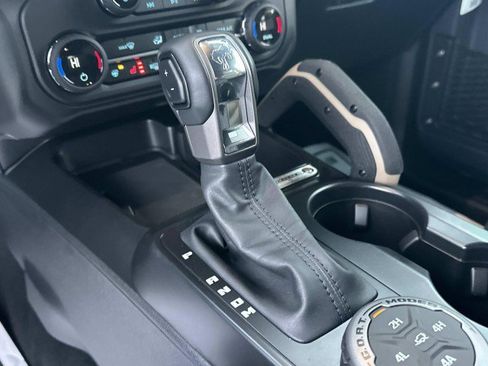 New 2025 Ford Bronco Badlands image 29