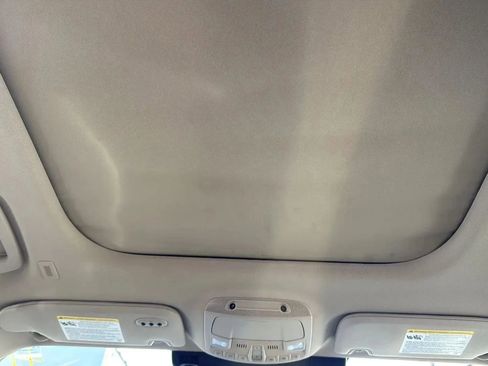 Used 2021 Lincoln Nautilus Reserve image 27