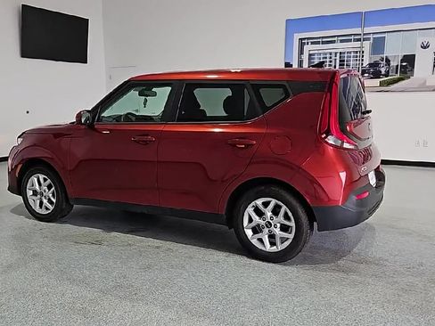 Used 2020 Kia Soul S FWD image 6
