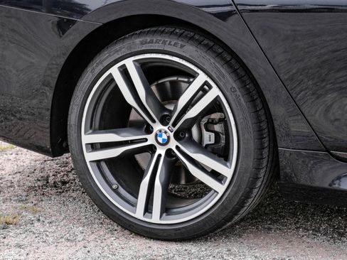 Used 2018 BMW 740i image 63