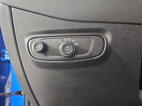Certified 2024 Chevrolet Equinox LT w/ LPO, Floor Liner Package FWD image 31