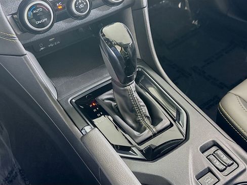 Used 2022 Subaru Crosstrek 2.5i Sport w/ Moonroof Package image 16