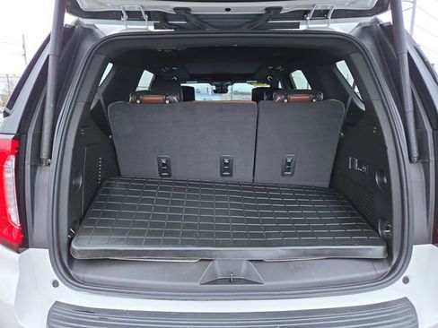 Used 2023 GMC Yukon Denali Ultimate image 15