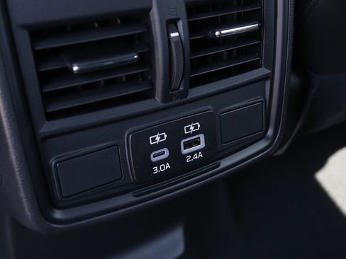 New 2025 Subaru Forester Premium image 18