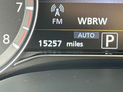 Used 2024 INFINITI QX80 Premium Select w/ Cargo Package image 17