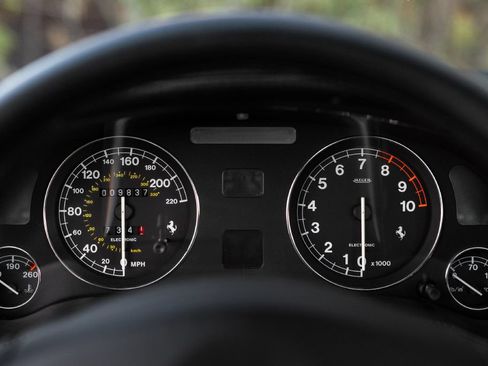 Used 1999 Ferrari 550 Maranello Coupe RWD image 34