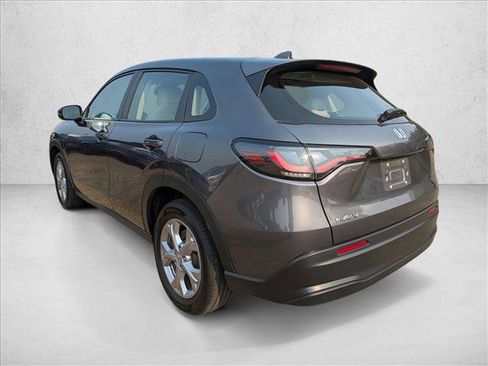 Used 2023 Honda HR-V LX image 7