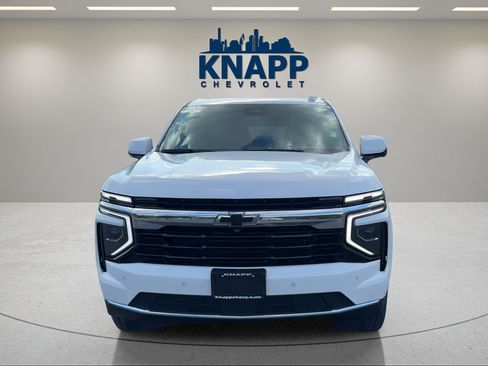 Used 2025 Chevrolet Tahoe LS AWD/4WD image 8