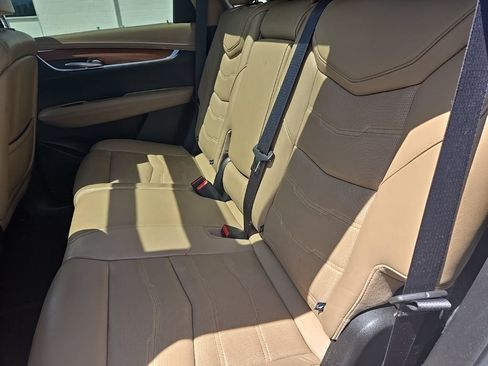 Used 2018 Cadillac XT5 Platinum w/ Driver Assist Package AWD/4WD image 25