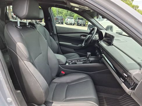 Used 2025 Honda Accord Sport image 36