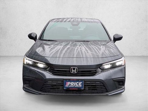 Used 2024 Honda Civic Sport image 2