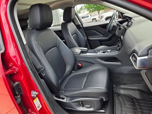 Used 2018 Jaguar F-PACE Premium AWD/4WD image 20