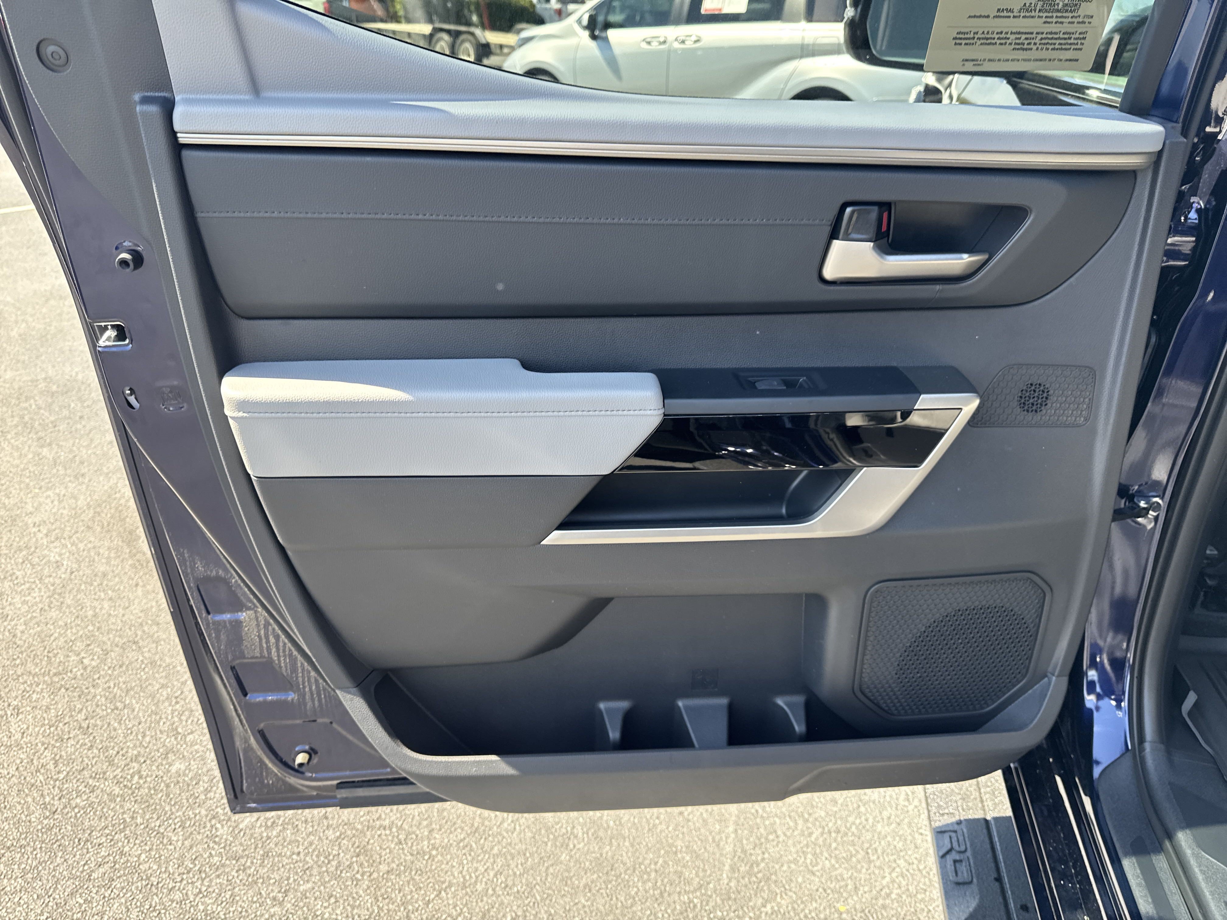 New 2025 Toyota Tundra Limited AWD/4WD image 26