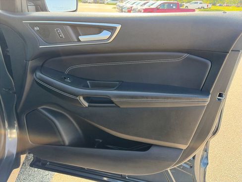Used 2023 Ford Edge Titanium w/ Equipment Group 301A AWD/4WD image 9