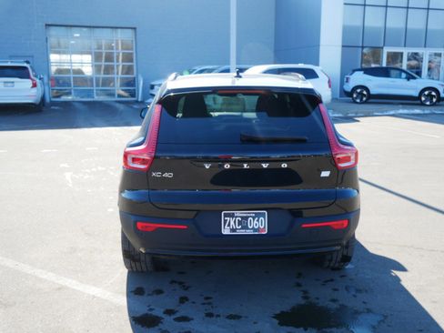 Used 2023 Volvo XC40 Recharge Ultimate w/ Protection Package Premier image 6