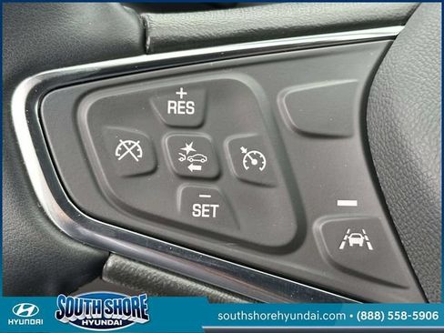 Used 2024 Chevrolet Equinox LT AWD/4WD image 23