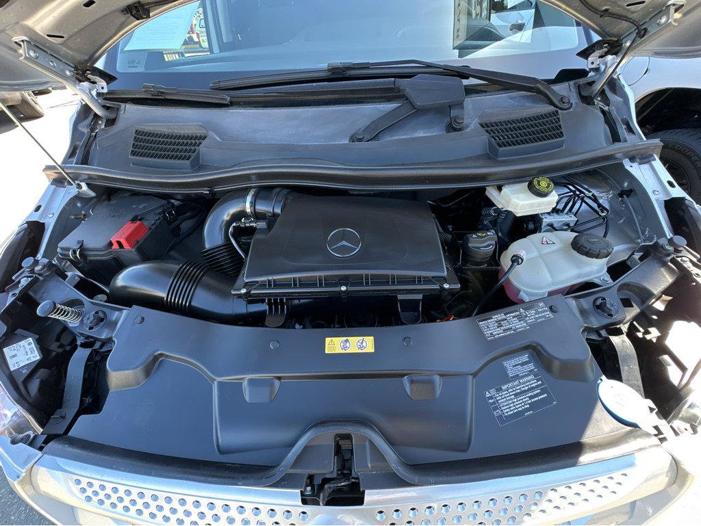 Used 2016 Mercedes-Benz Metris Passenger image 36