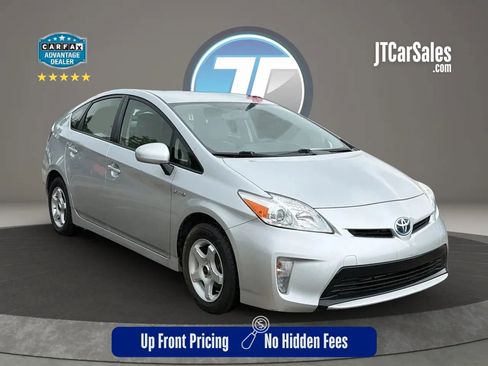 Used 2013 Toyota Prius Two FWD image 1